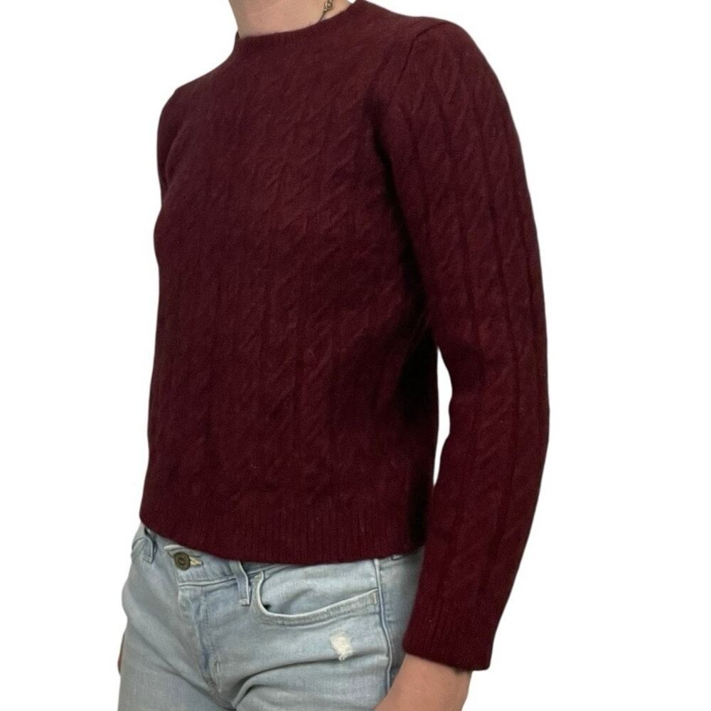 Eddie Bauer Vintage Maroon Cable Knit Lambs Wool Crewneck Sweater - Picture 2 of 8